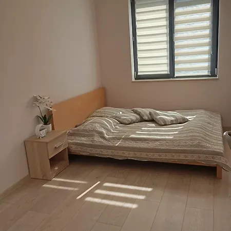 K Everhome Apartman
